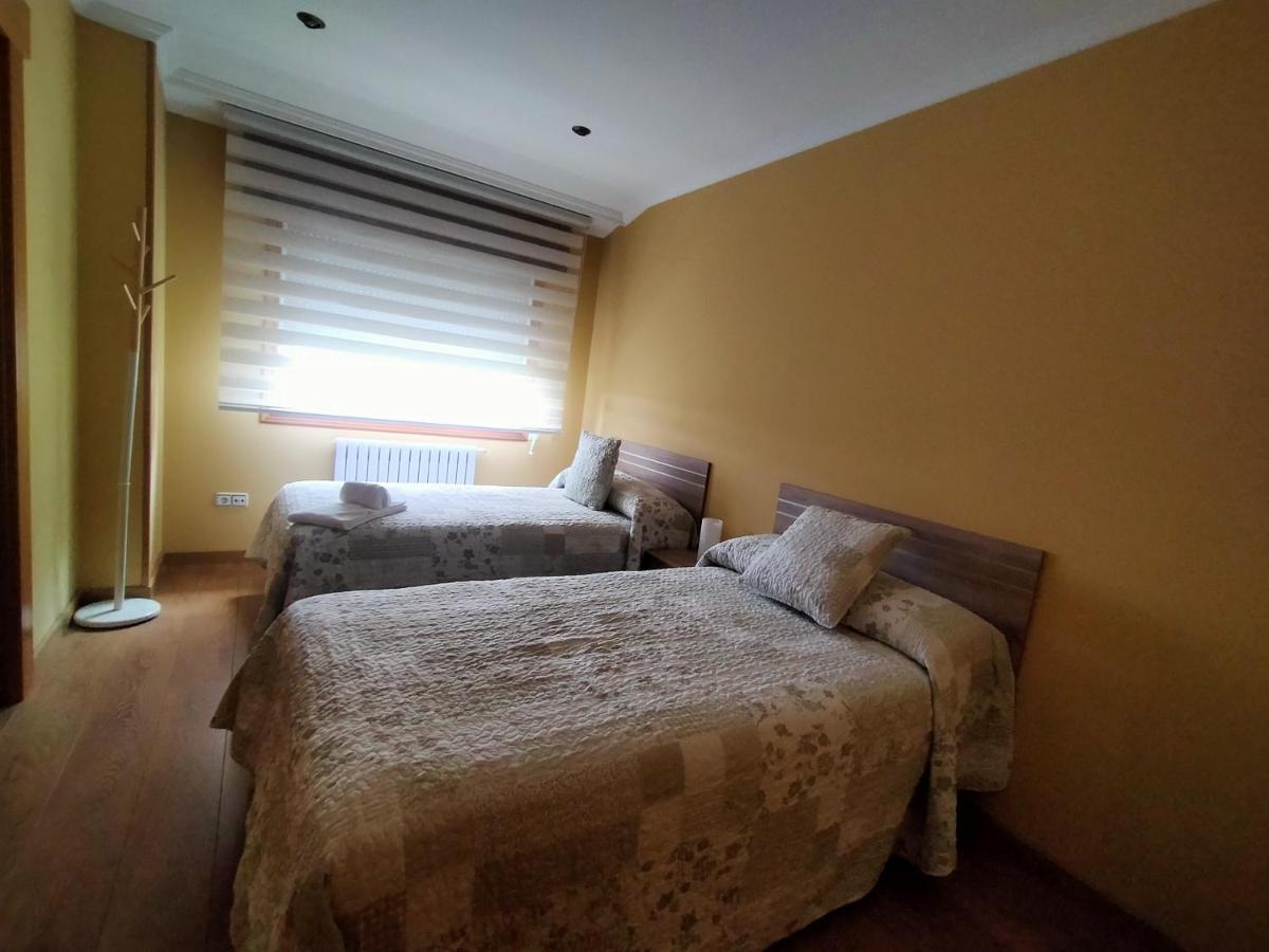 Casa Abeleira Apartment Arzua Luaran gambar